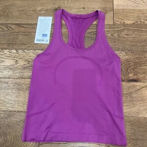 Lululemon Size 6 Swifty tech racer back tank 2.0